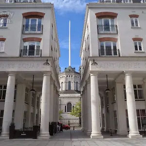 saint-annes-square-luxury-one-bedroom-apartment-belfast.belfasthotelsireland.com/