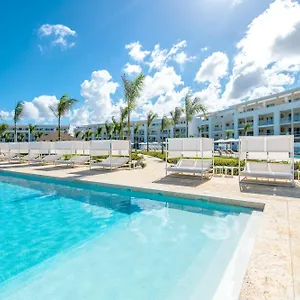 falcons-resort-by-melia-all-suites-punta-cana.comcaribbean.com/
